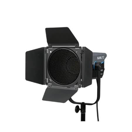 Nanlite BD-BM-RF45 - barndoor, wrota, przykład użycia